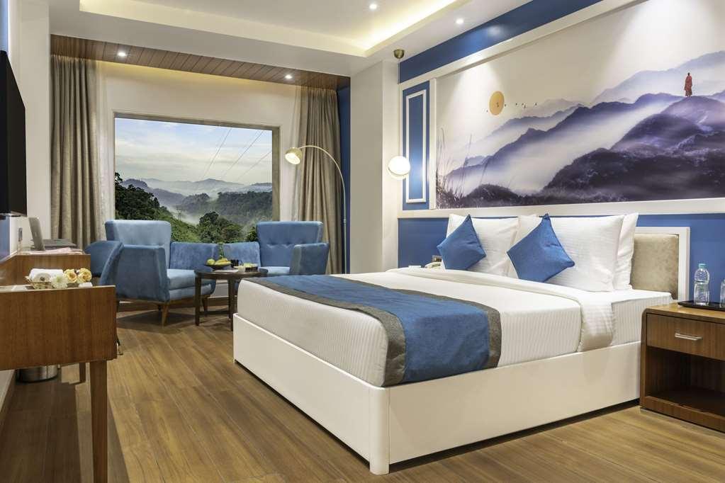 Clarion Hotel Epicure Dehradun Pokój zdjęcie