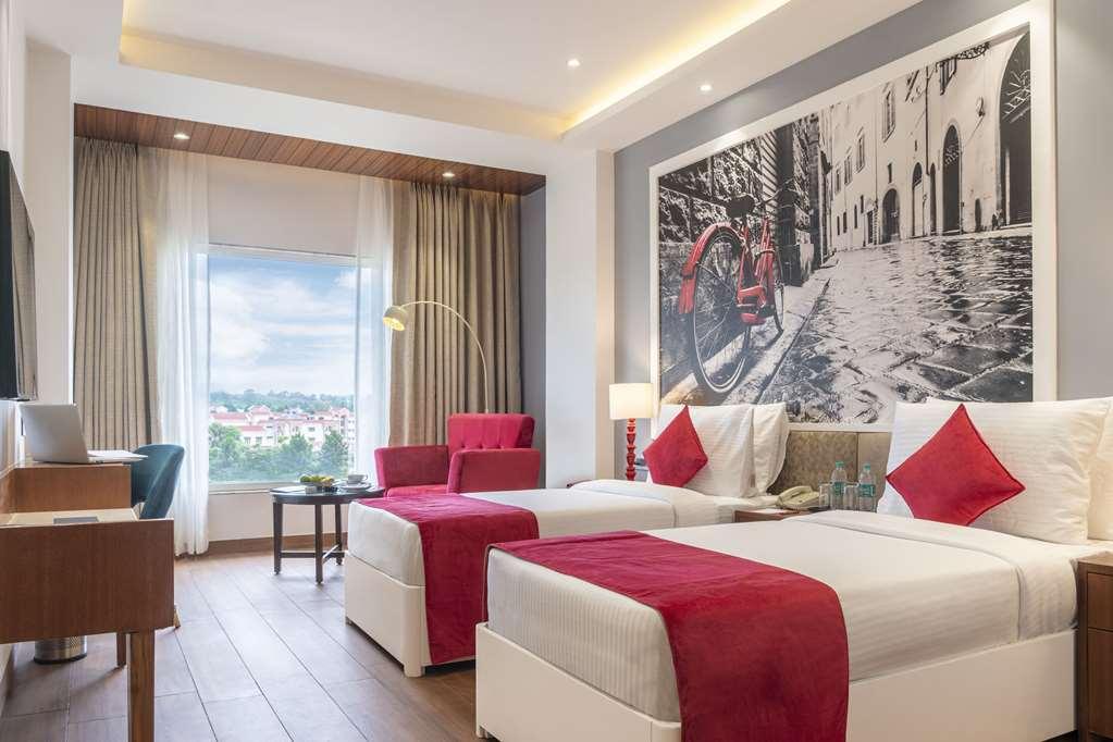 Clarion Hotel Epicure Dehradun Pokój zdjęcie